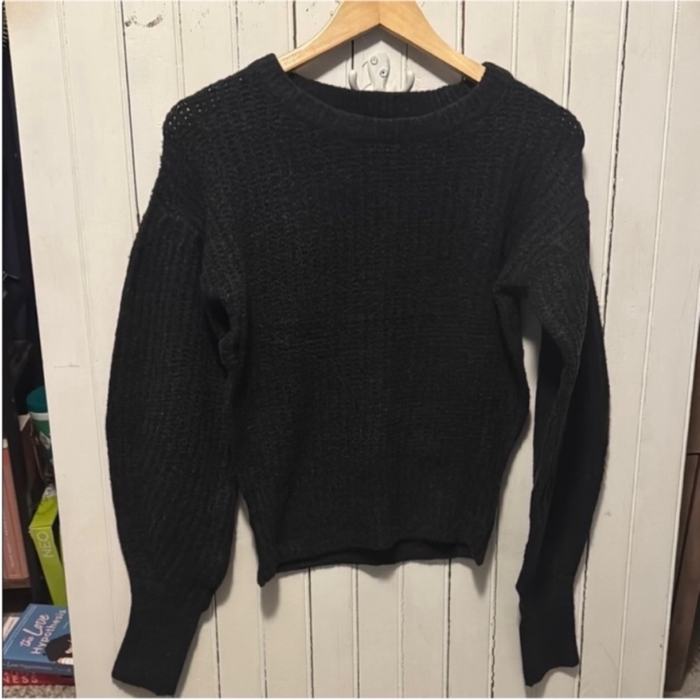 Zara Crewneck Knit Sweater Black Size M